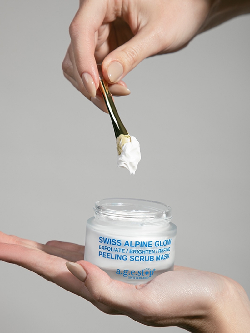 nho_
agestop-swiss-alpine-glow-peeling-scrub-mask-1739628819.jpg