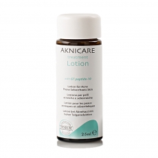 Aknicare Treatment Lotion_Tinh chất làm khô nhân mụn, kiểm soát mụn mủ và mụn bọc