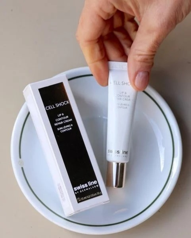 Kem dưỡng trẻ hóa làm đầy rãnh nhăn và cho bờ môi căng mọng _ Cell Shock Lip & Contour Repair Cream 15ml
