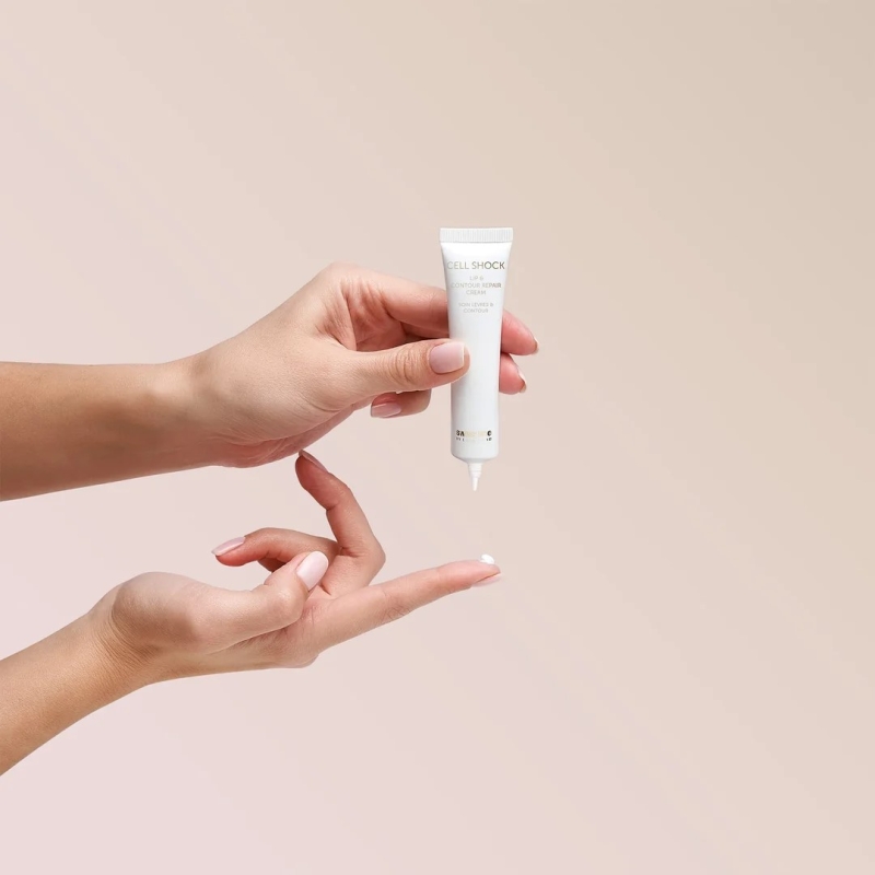 Kem dưỡng trẻ hóa làm đầy rãnh nhăn và cho bờ môi căng mọng _ Cell Shock Lip & Contour Repair Cream 15ml